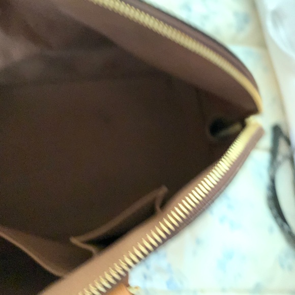 Louis Vuitton Alma GM - Picture 4 of 12